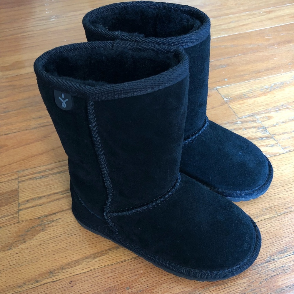 Black Emu Boots